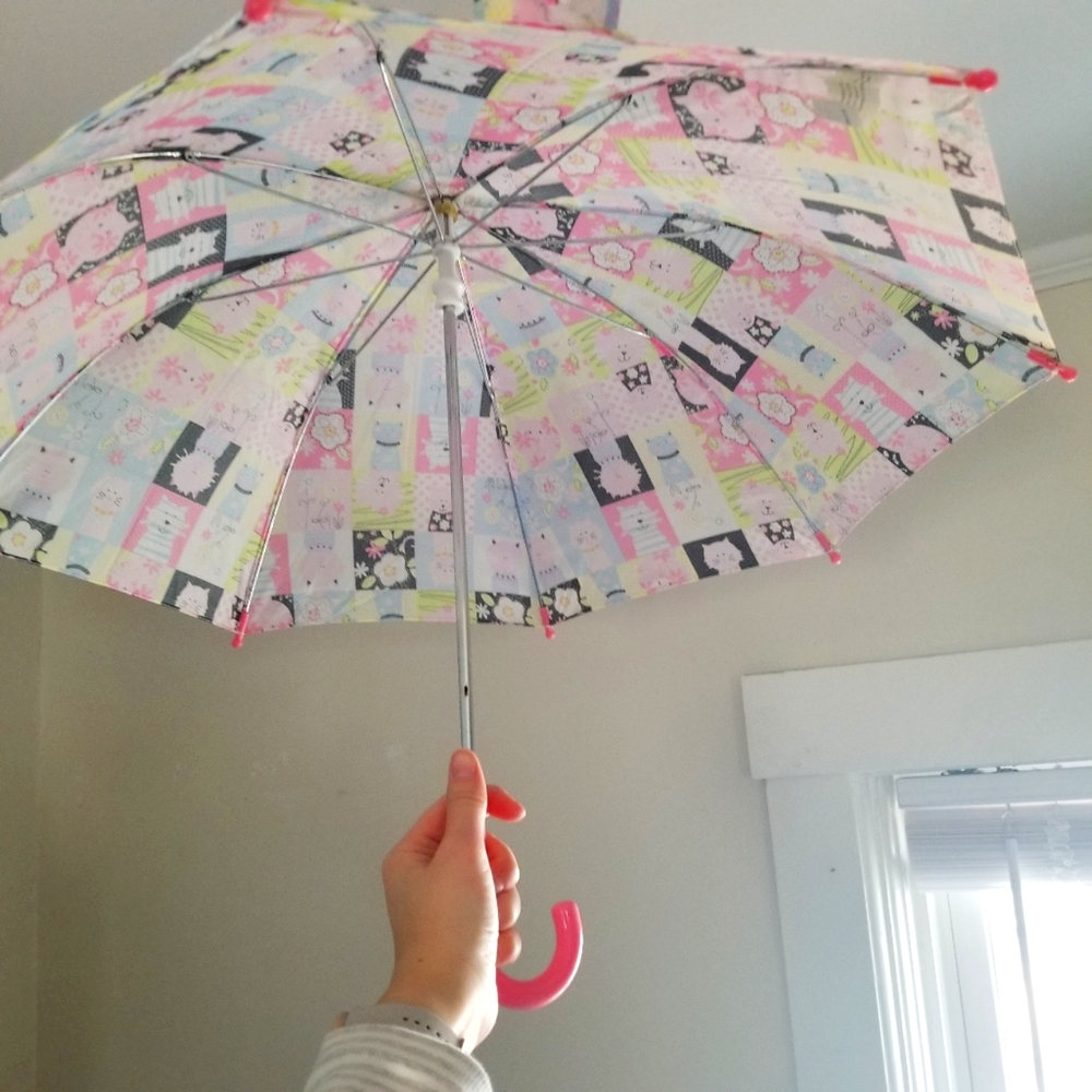 Girls umbrella with cats